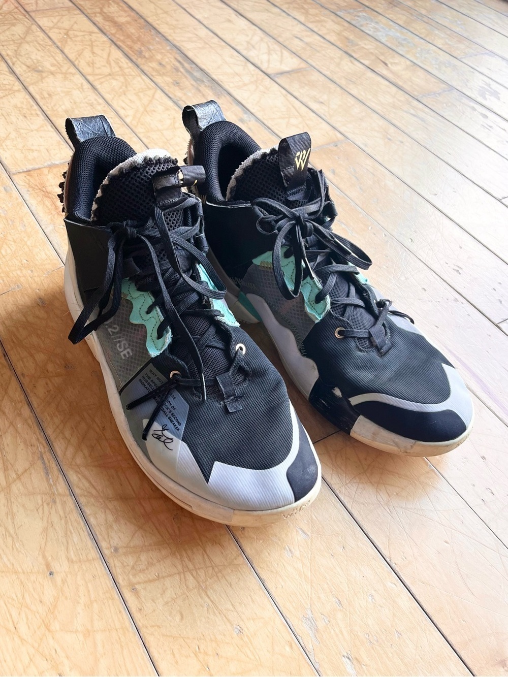 Jordan Why Not Zero.2 SE Sneakers Size 12 - Picture 2 of 13